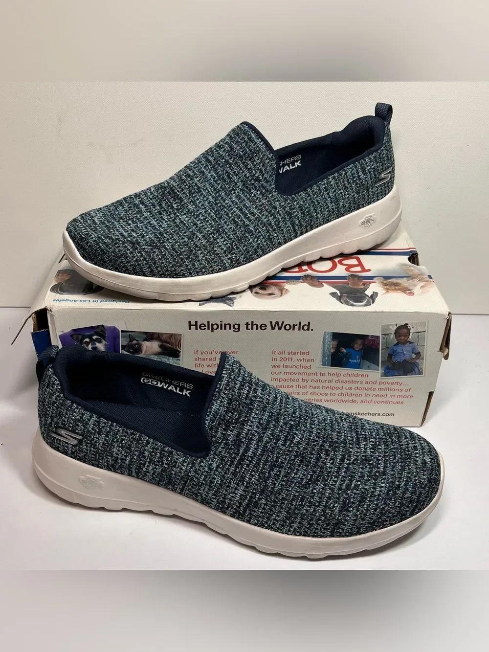 Skechers GOwalk Joy Ons-Everly Washable Two-Toned Knit Slip